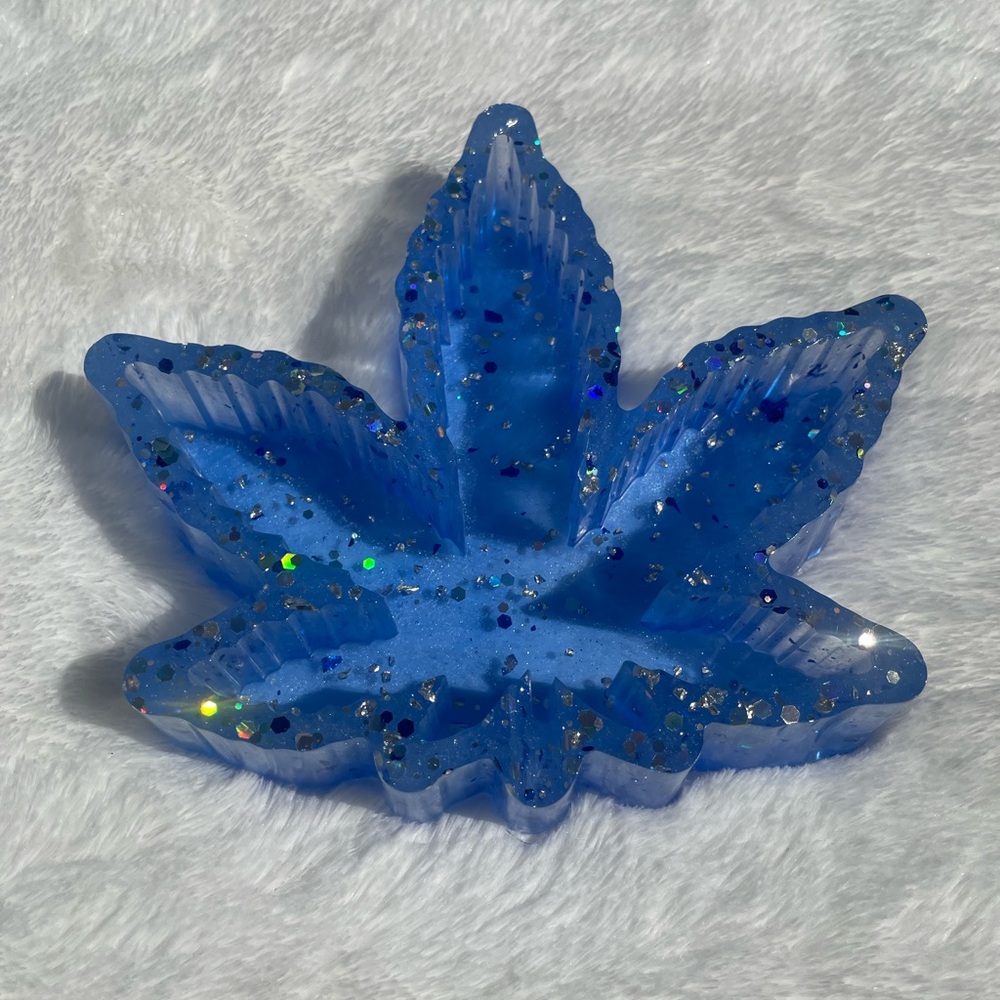 Blue Leaf-Shaped Resin Ashtray